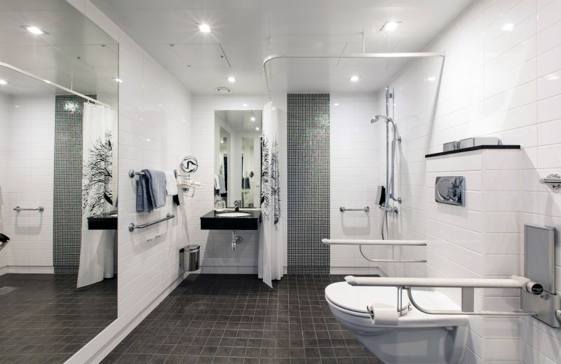 Walk-In Shower with Multiple Jets