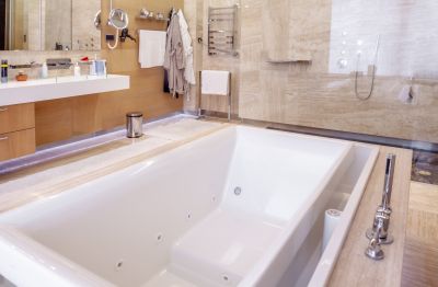 Stylish Bathroom Featuring Steel Tub
